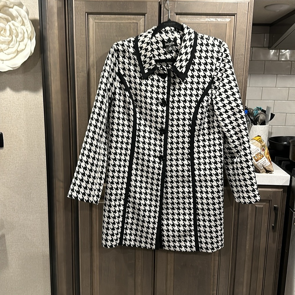 Houndstooth coat by Isabella, size 16, GUC